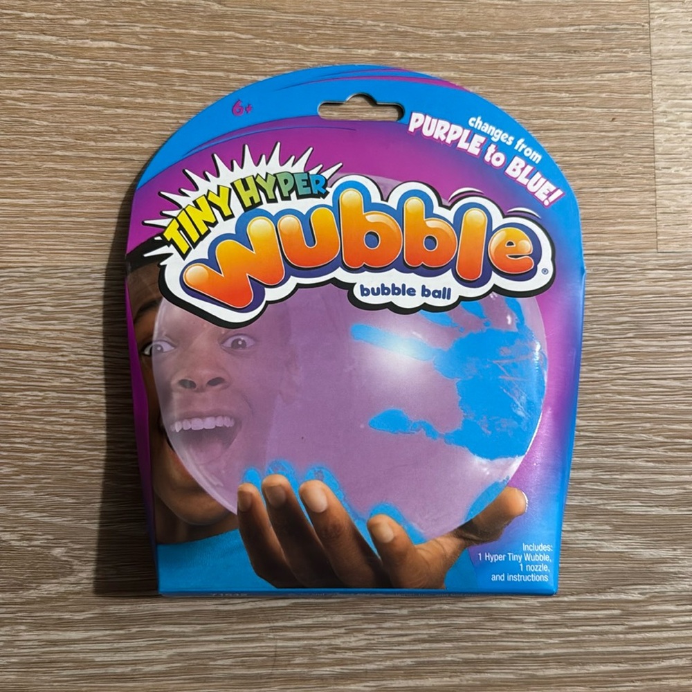 NIB Tiny Hyper Wubble